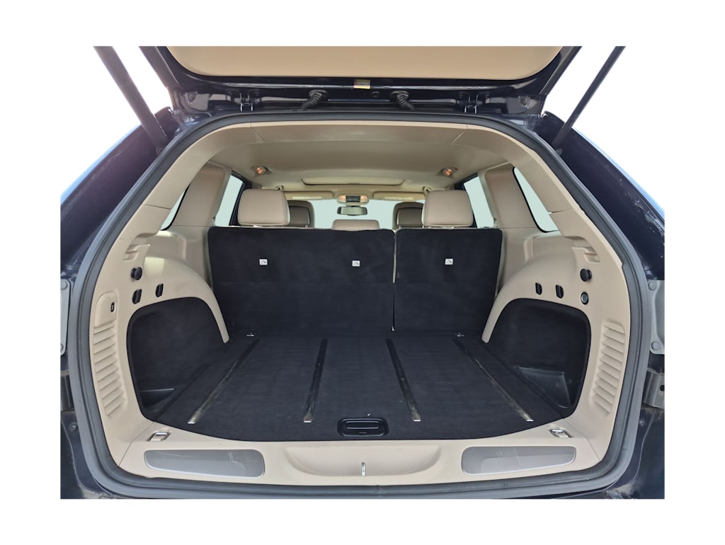 Thumbnail: 2015 Jeep Grand Cherokee - 17