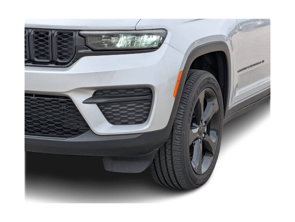 Thumbnail: 2024 Jeep Grand Cherokee - 24