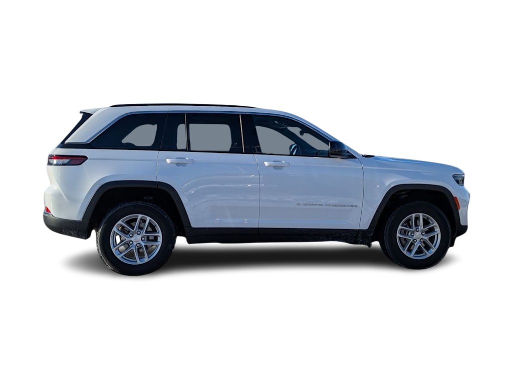 Thumbnail: 2024 Jeep Grand Cherokee - 18