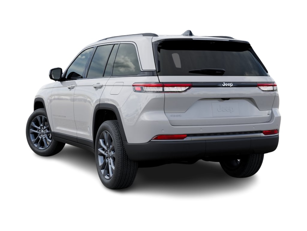 Thumbnail: 2026 Jeep Grand Cherokee - 4