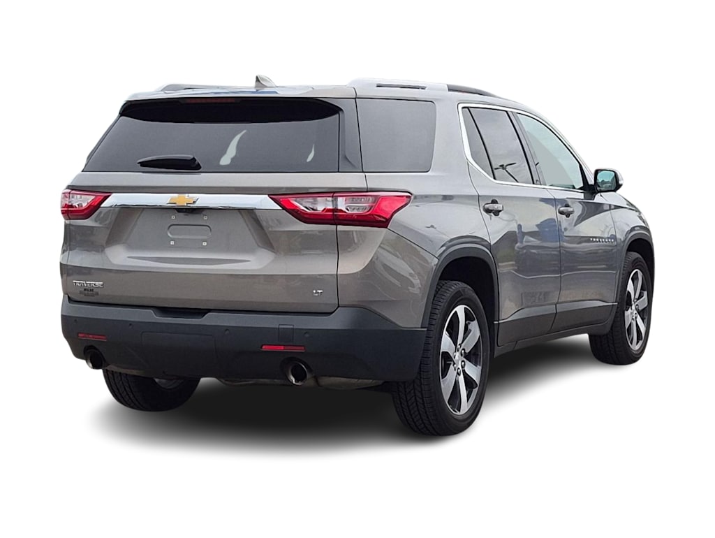 Thumbnail: 2018 Chevrolet Traverse - 20