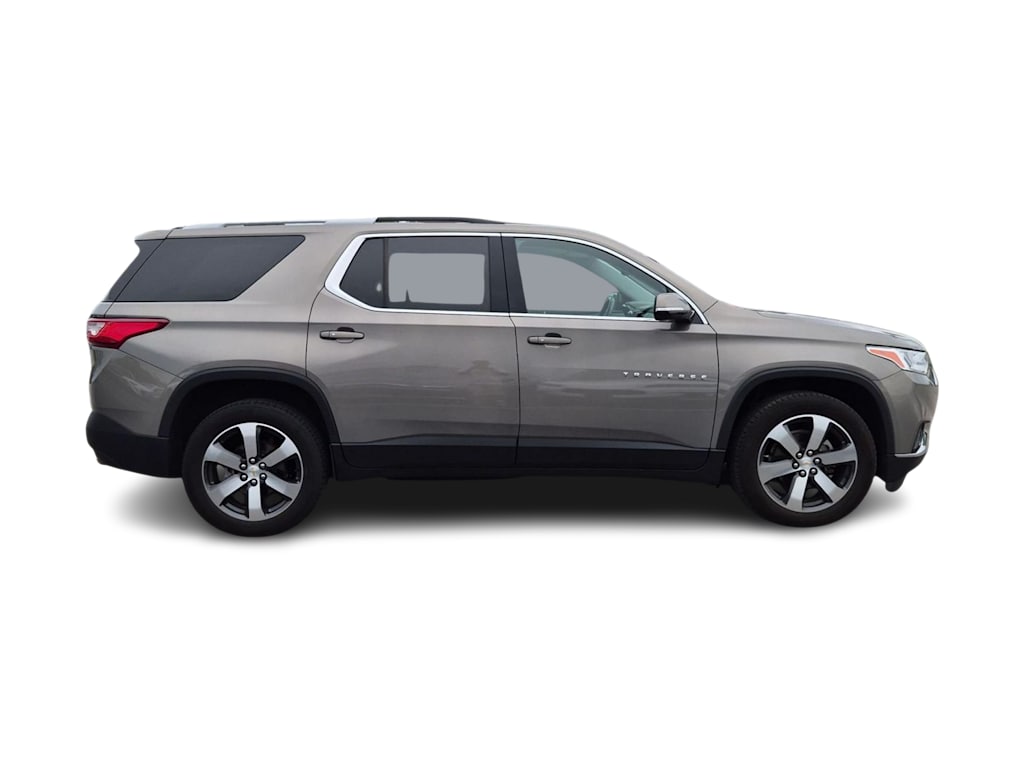 Thumbnail: 2018 Chevrolet Traverse - 21