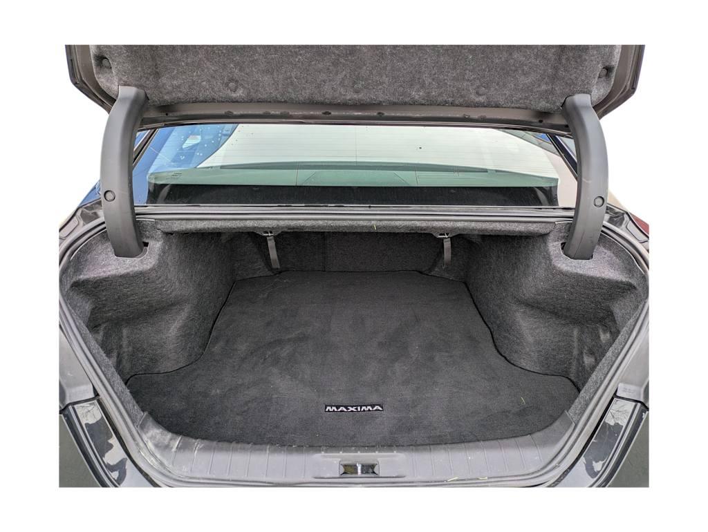 Thumbnail: 2017 Nissan Maxima - 17