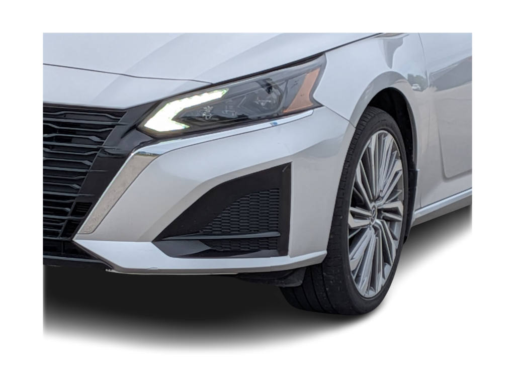 Thumbnail: 2023 Nissan Altima - 24