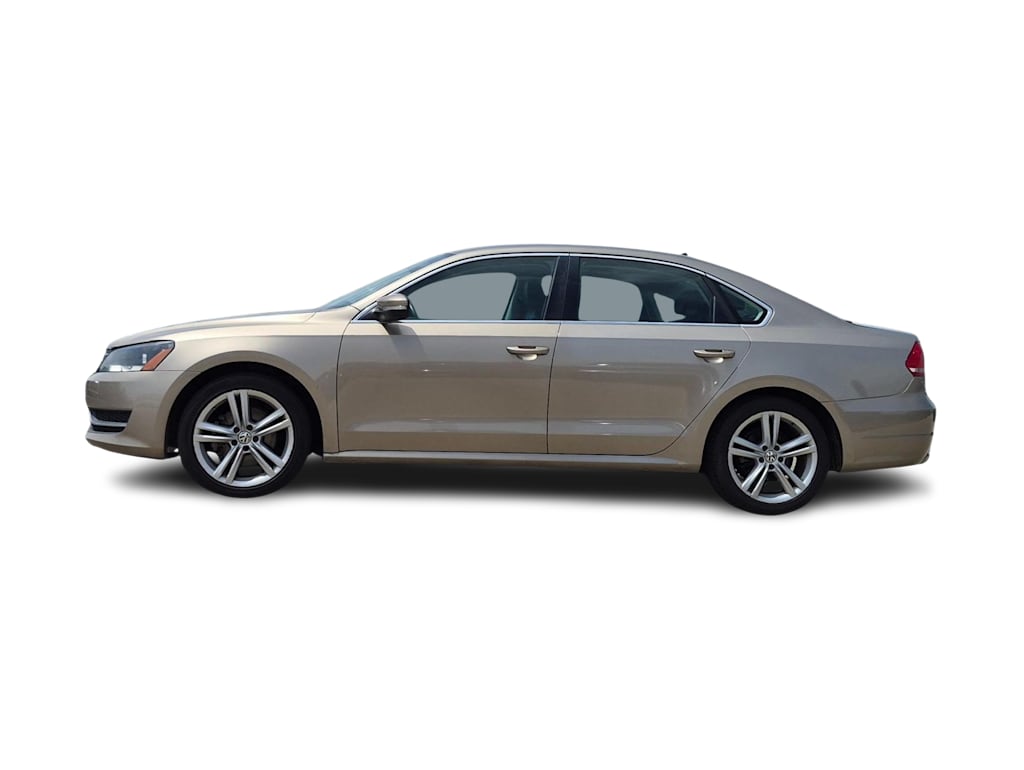 Thumbnail: 2015 Volkswagen Passat - 3