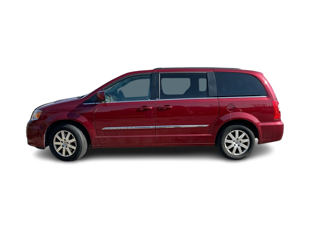 2014 Chrysler Town & Country Touring 14