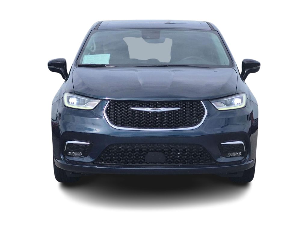 Thumbnail: 2024 Chrysler Pacifica - 6
