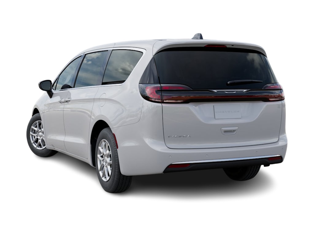 Thumbnail: 2027 Chrysler Pacifica - 4