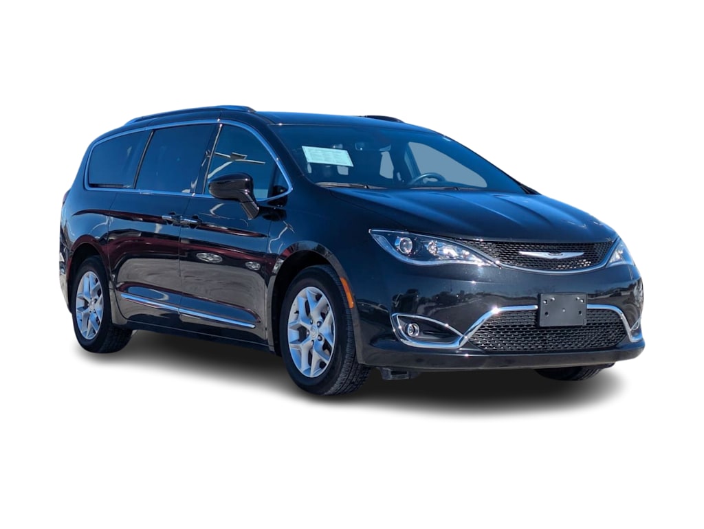 Thumbnail: 2020 Chrysler Pacifica - 21
