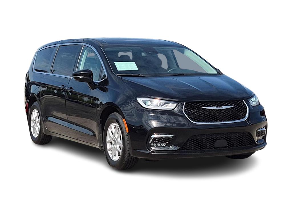 Thumbnail: 2024 Chrysler Pacifica - 21