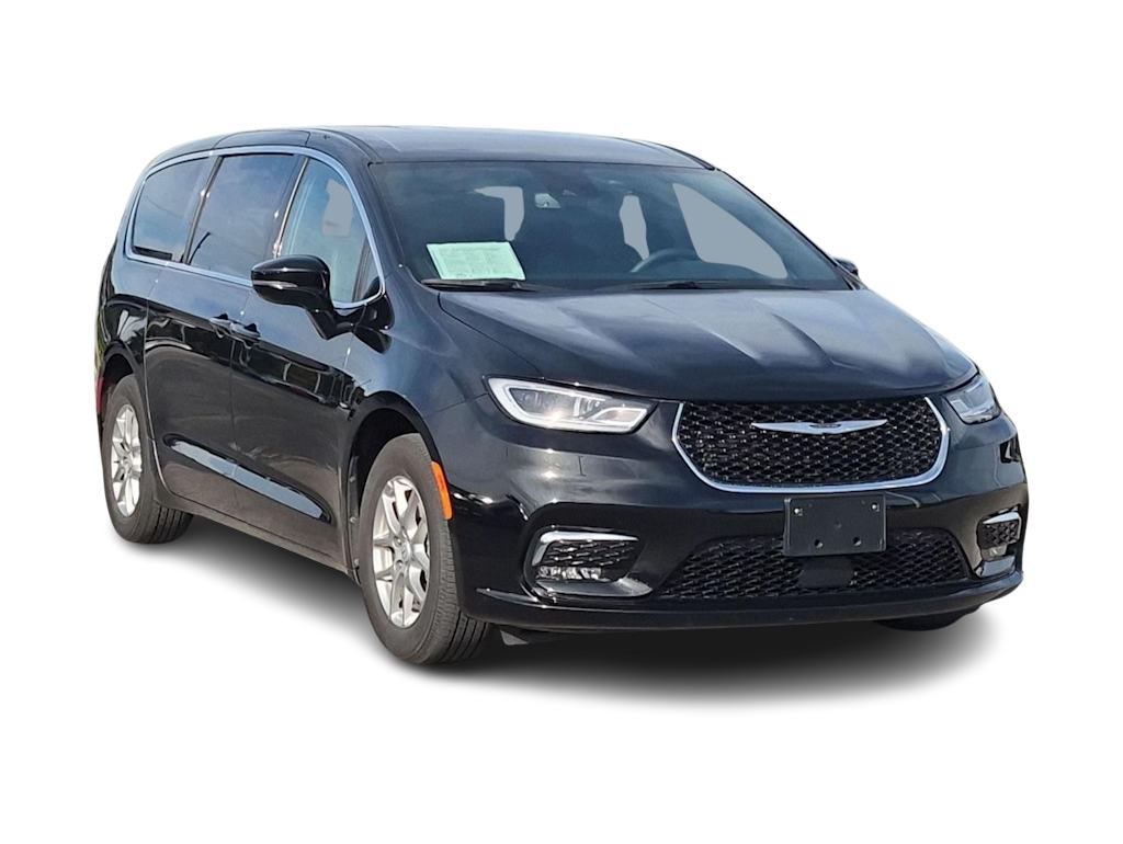 Thumbnail: 2026 Chrysler Pacifica - 20