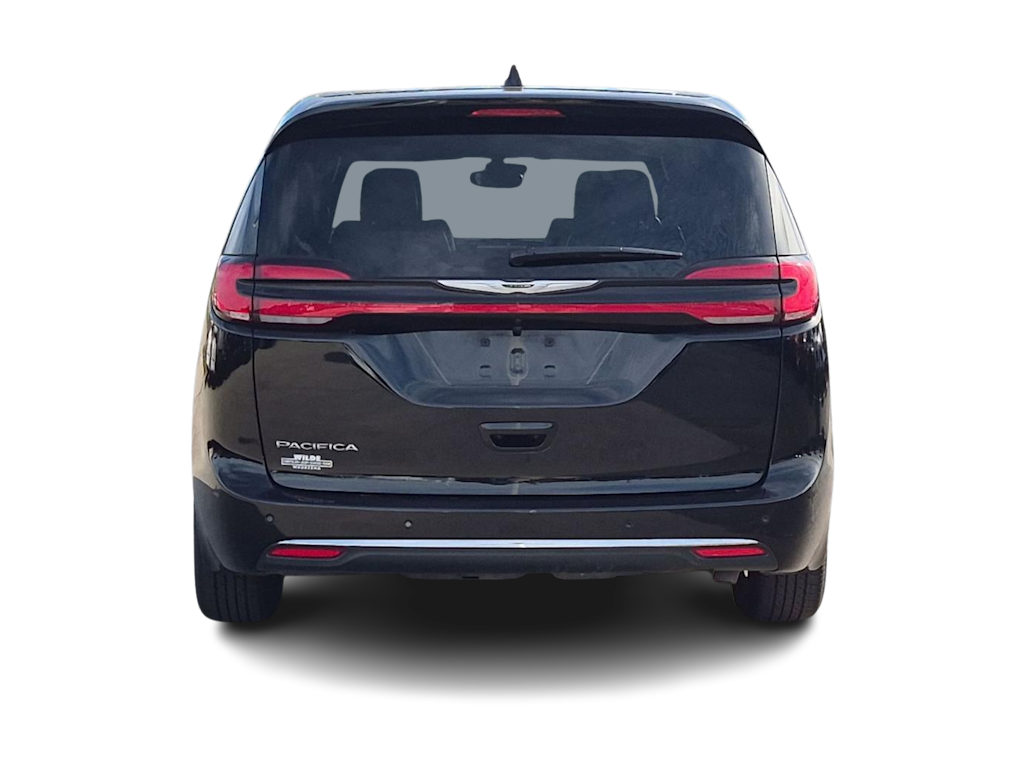 Thumbnail: 2026 Chrysler Pacifica - 4