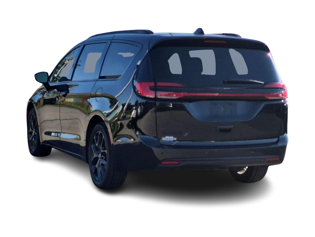 Thumbnail: 2025 Chrysler Pacifica - 4