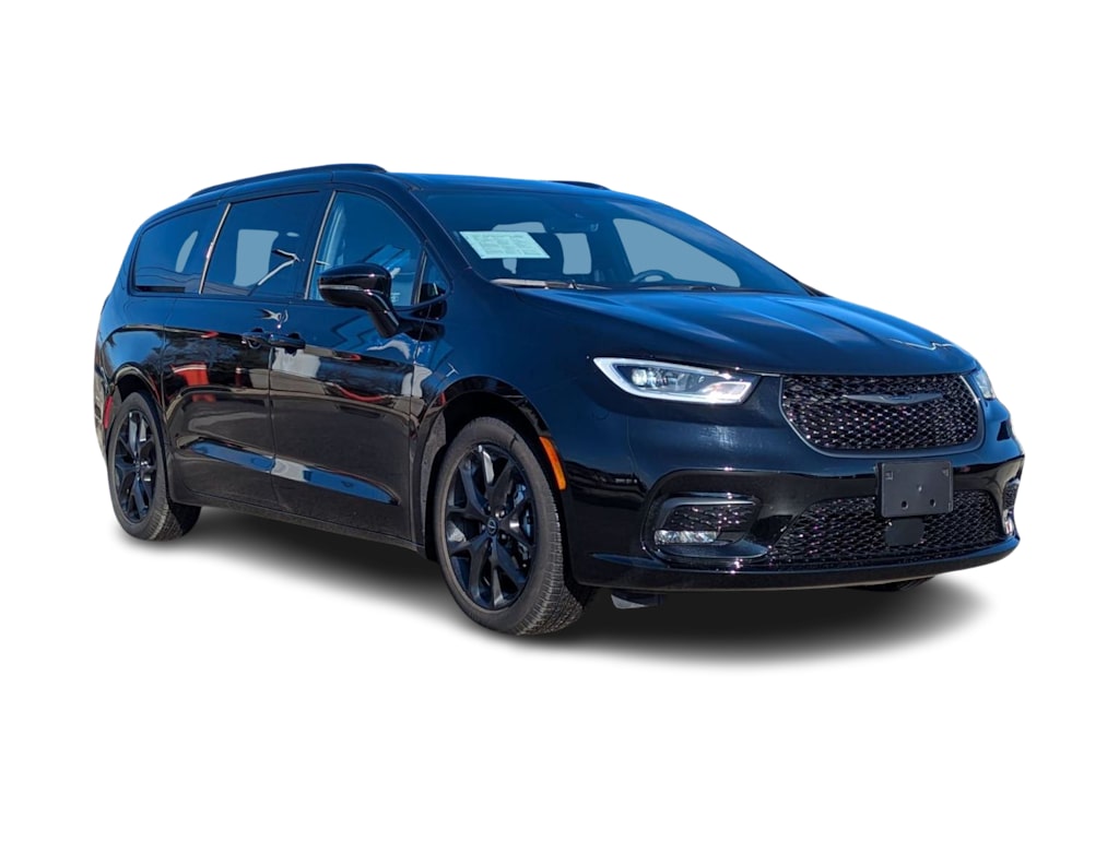 Thumbnail: 2026 Chrysler Pacifica - 19