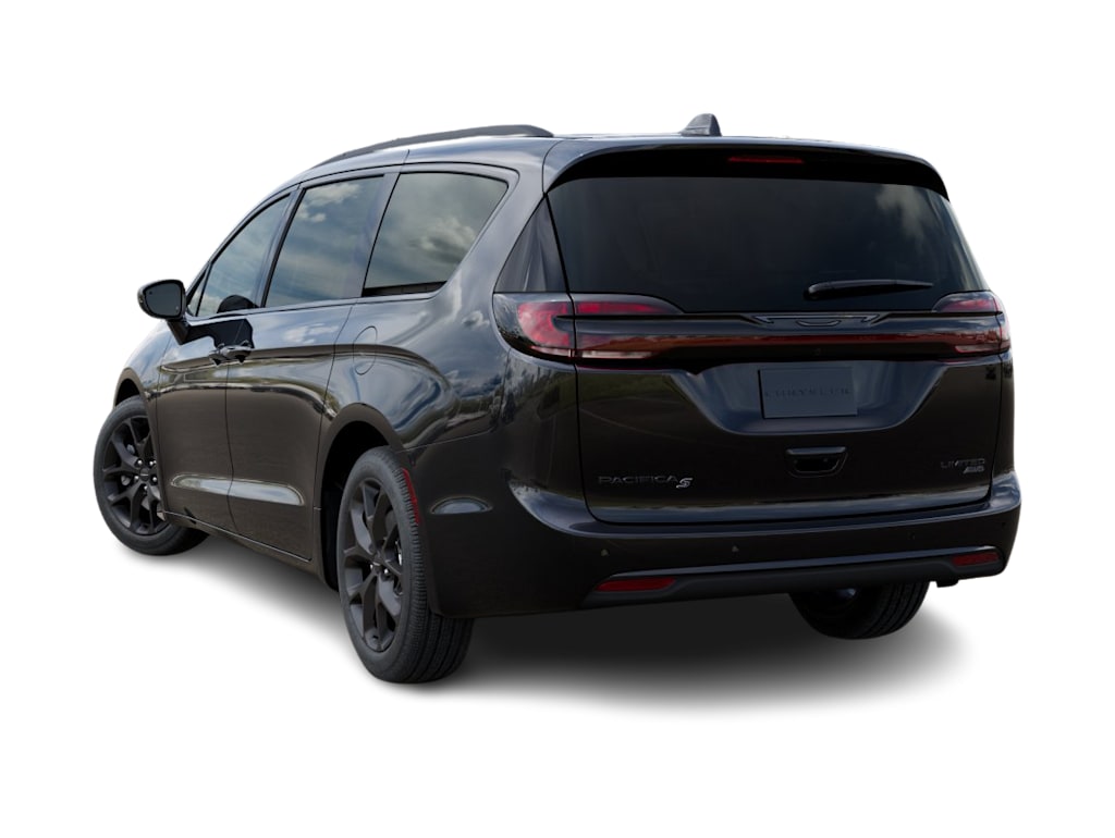 Thumbnail: 2027 Chrysler Pacifica - 3