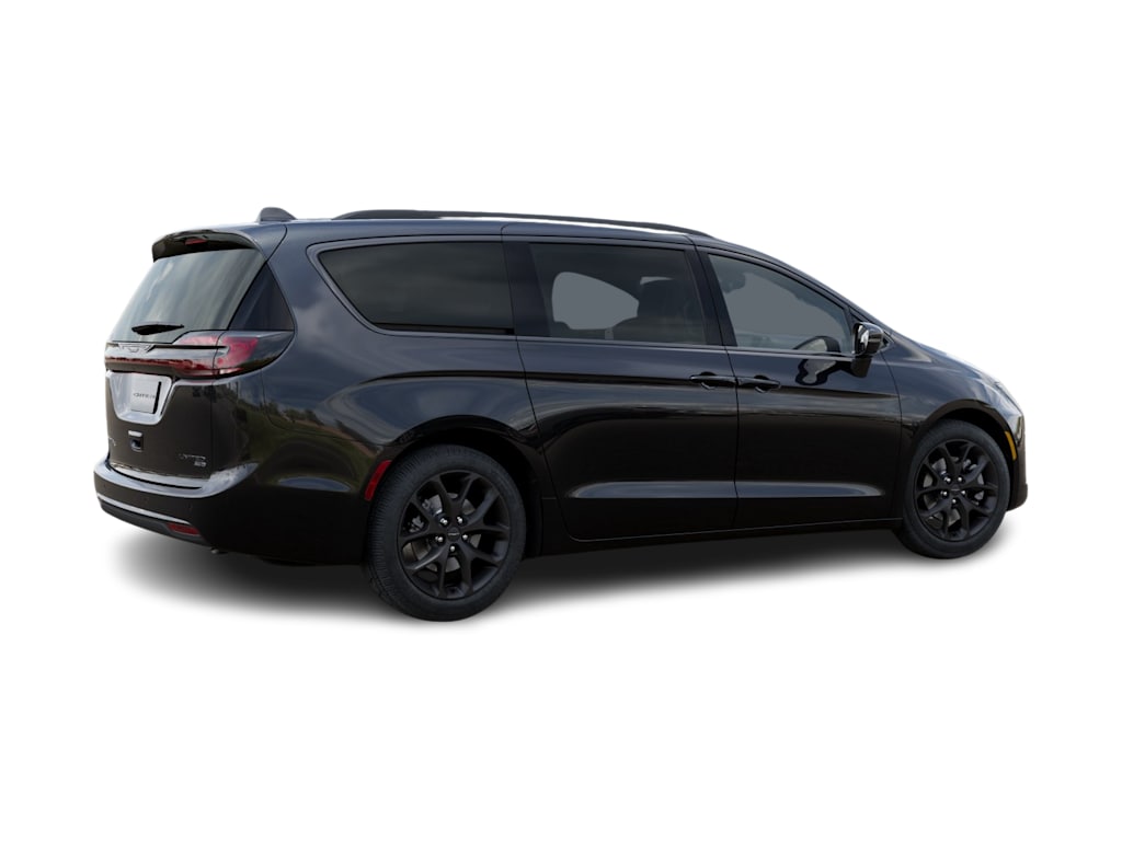 Thumbnail: 2027 Chrysler Pacifica - 13