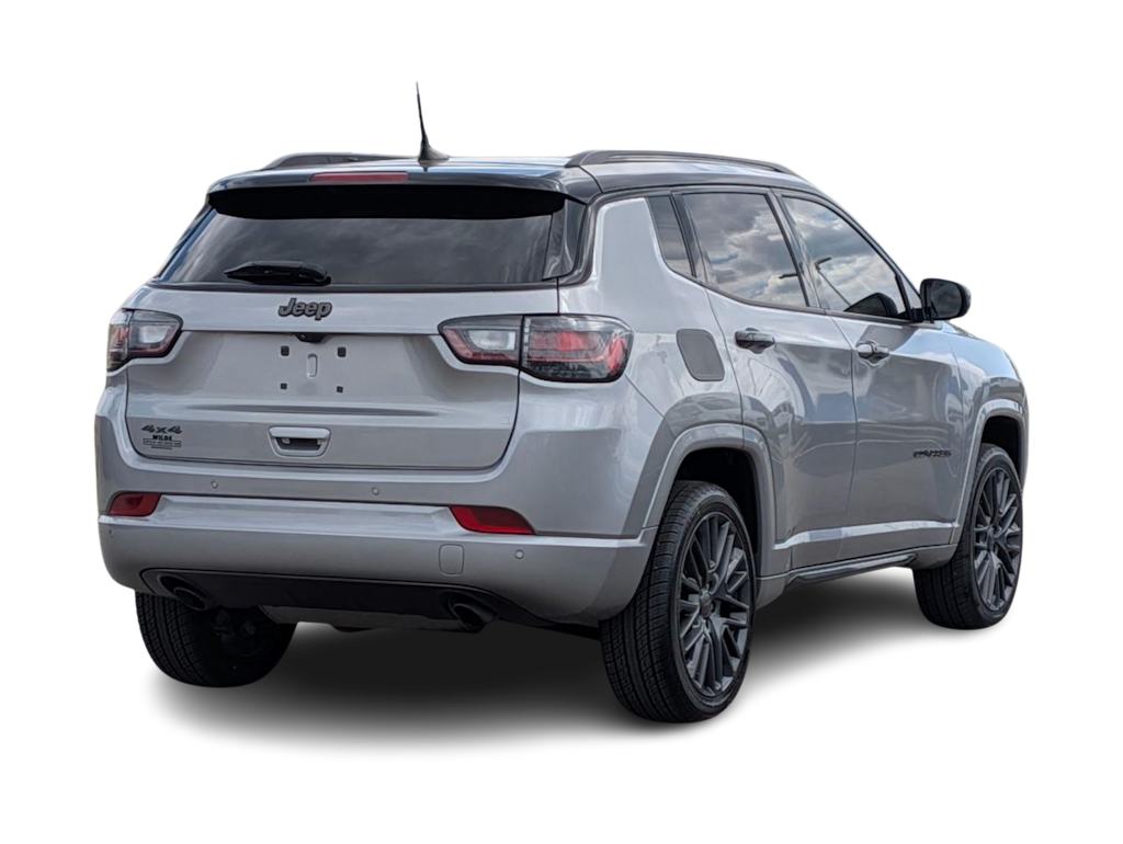 Thumbnail: 2023 Jeep Compass - 17