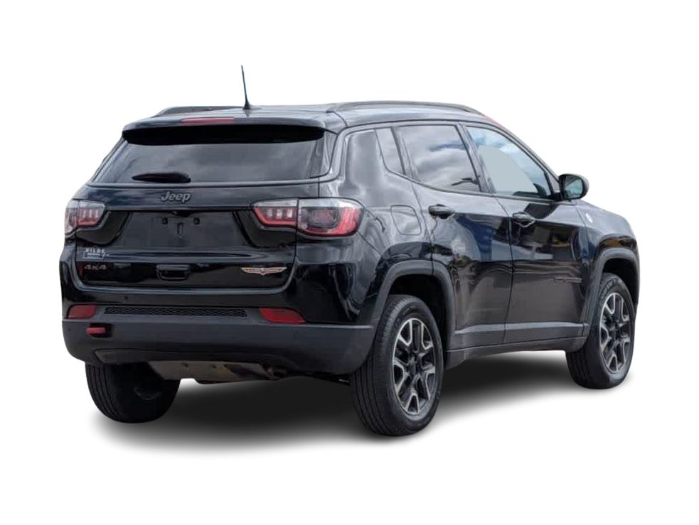 Thumbnail: 2021 Jeep Compass - 18