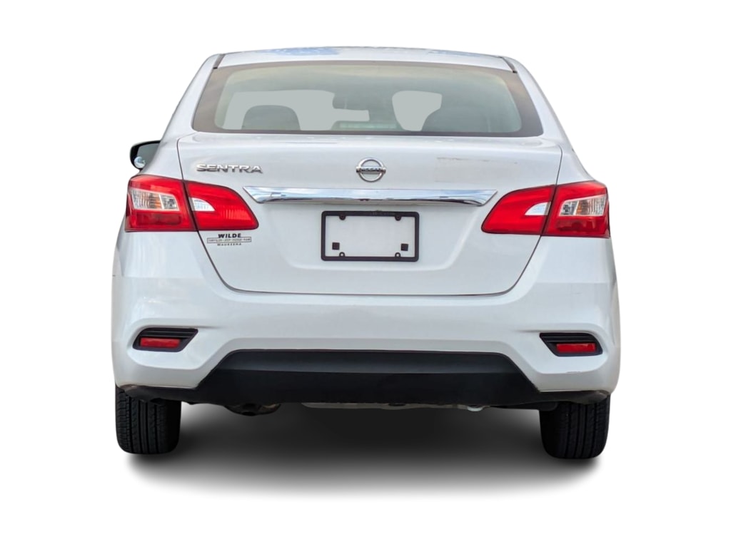 Thumbnail: 2016 Nissan Sentra - 5