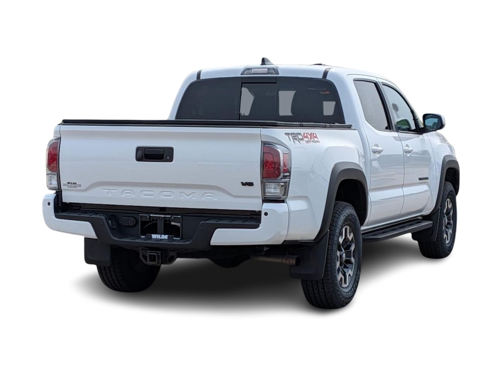 Thumbnail: 2023 Toyota Tacoma - 17