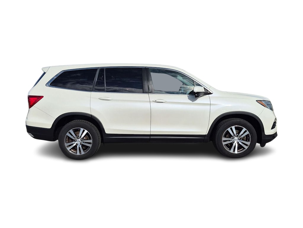 Thumbnail: 2017 Honda Pilot - 19