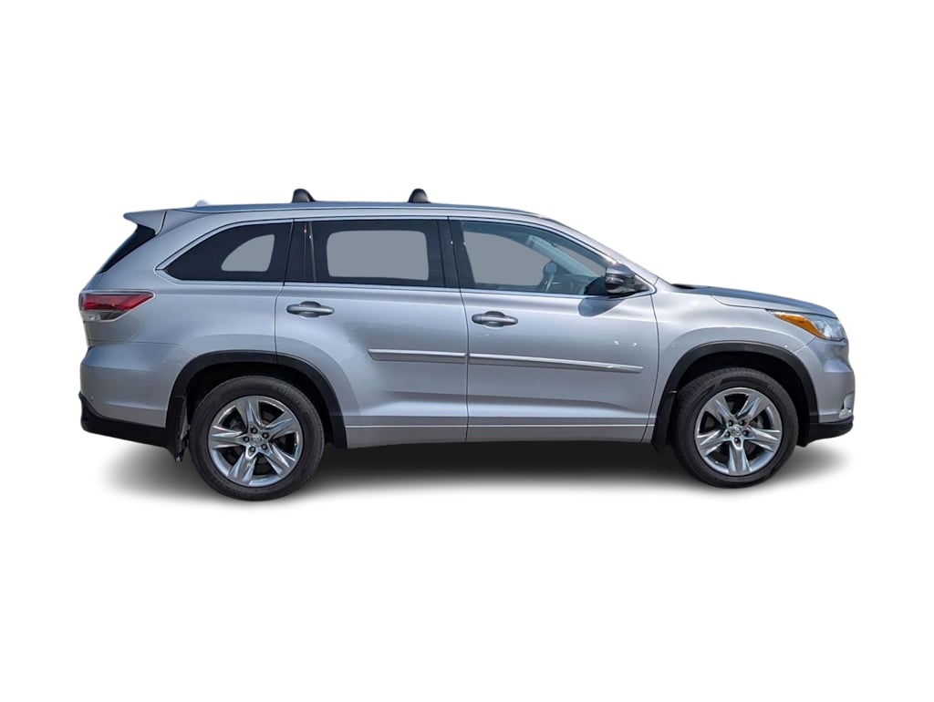 Thumbnail: 2015 Toyota Highlander - 18