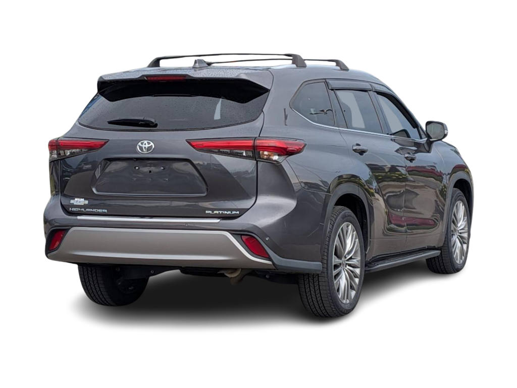 Thumbnail: 2022 Toyota Highlander - 20