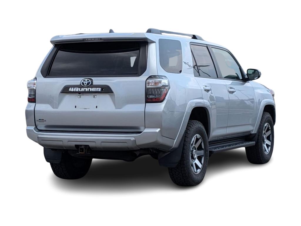 Thumbnail: 2020 Toyota 4Runner - 20