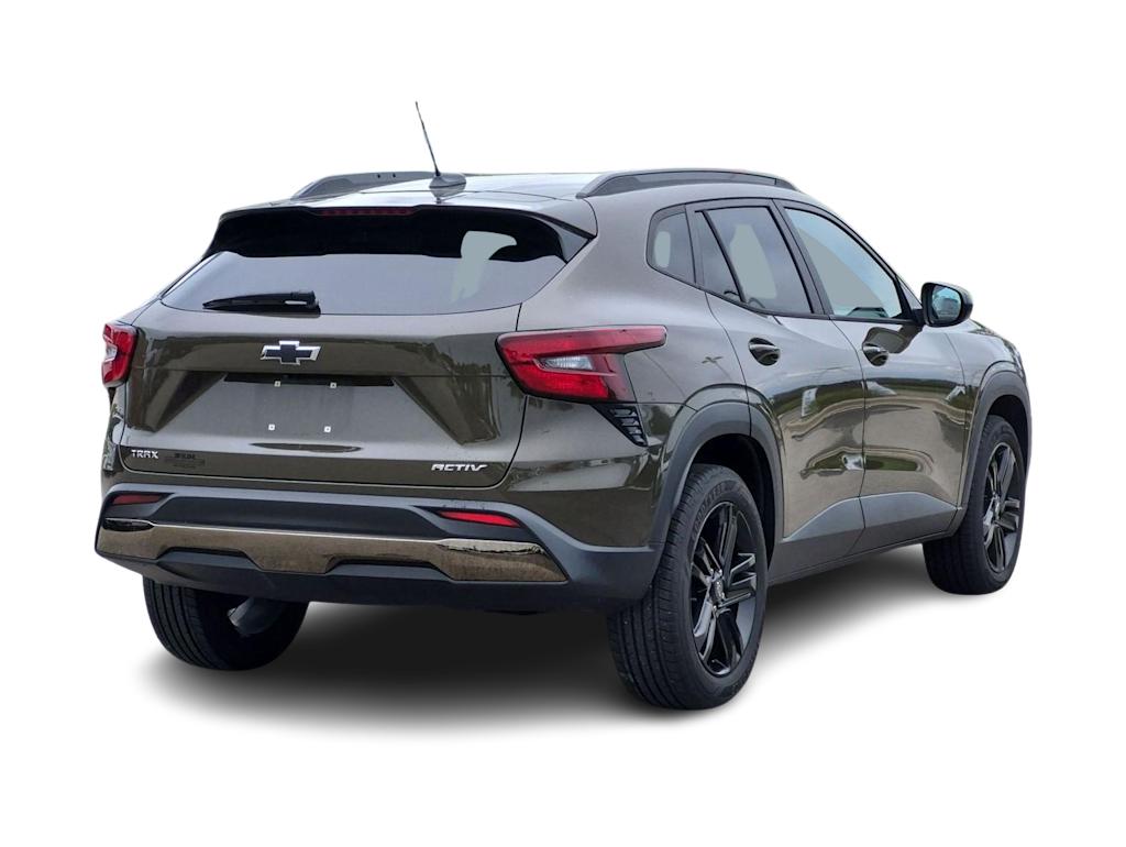 Thumbnail: 2024 Chevrolet Trax - 19