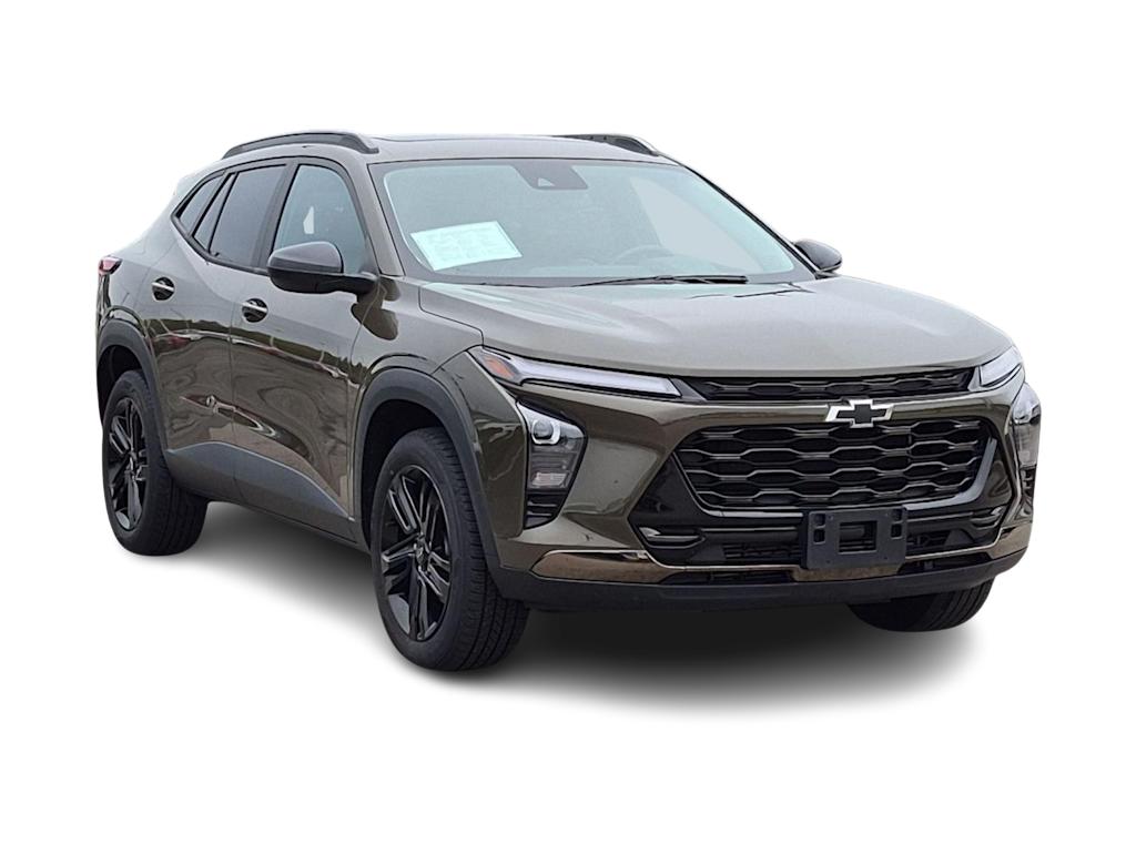 Thumbnail: 2024 Chevrolet Trax - 21