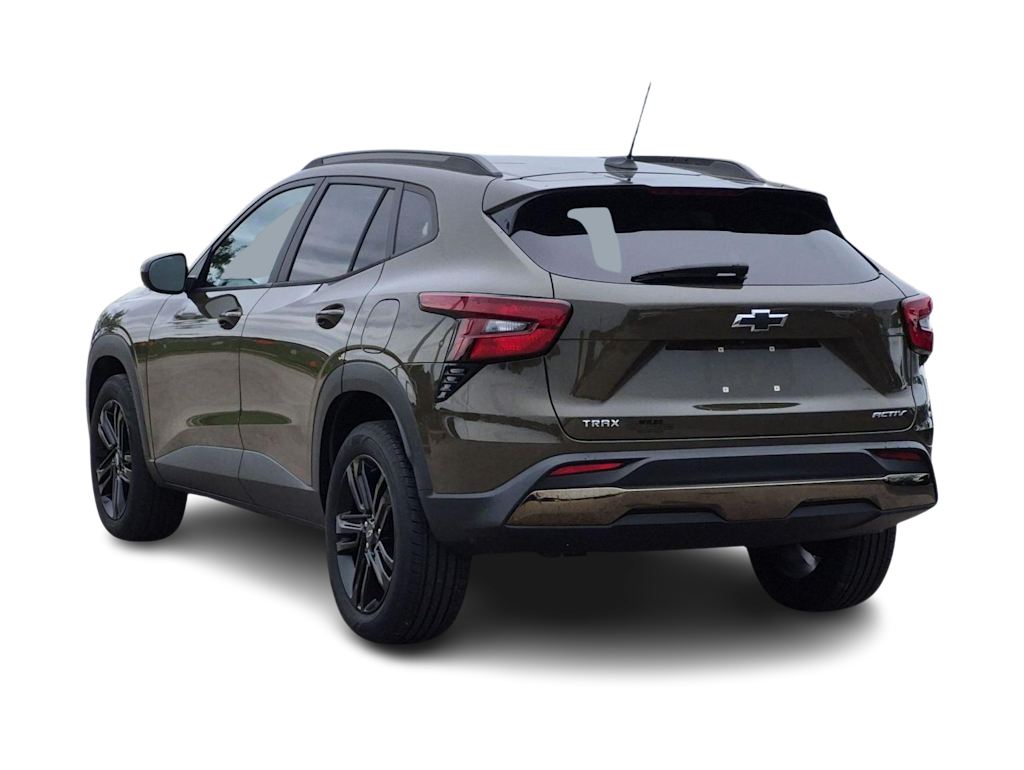 Thumbnail: 2024 Chevrolet Trax - 4