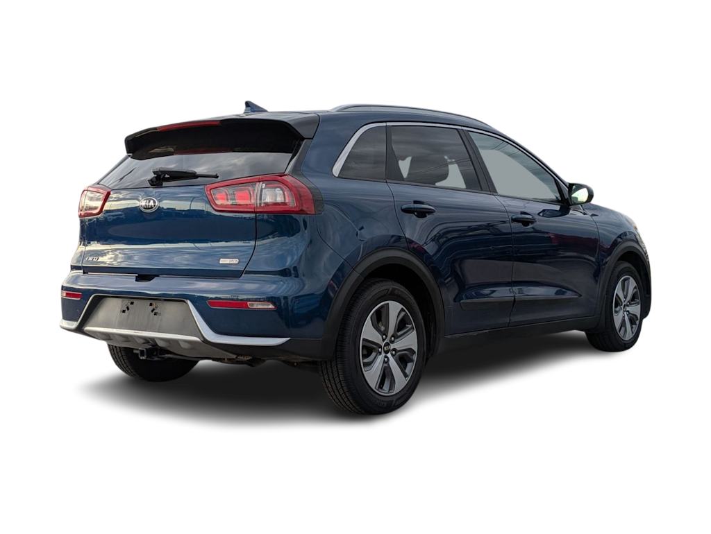 Thumbnail: 2018 Kia Niro - 18