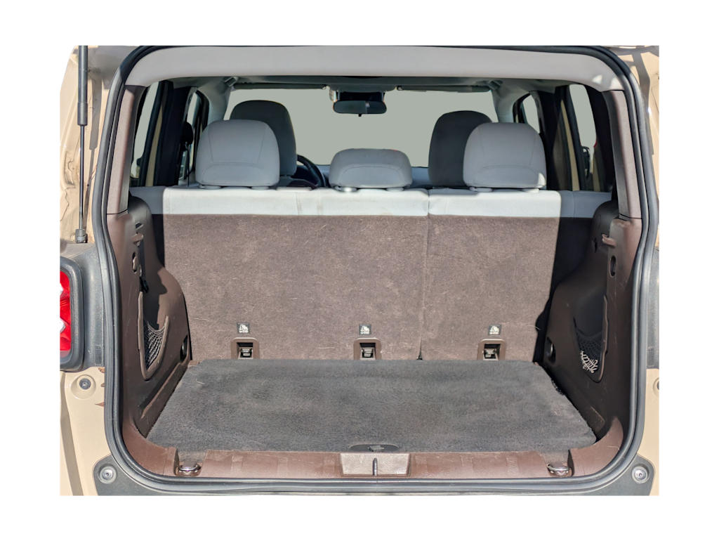 Thumbnail: 2016 Jeep Renegade - 15