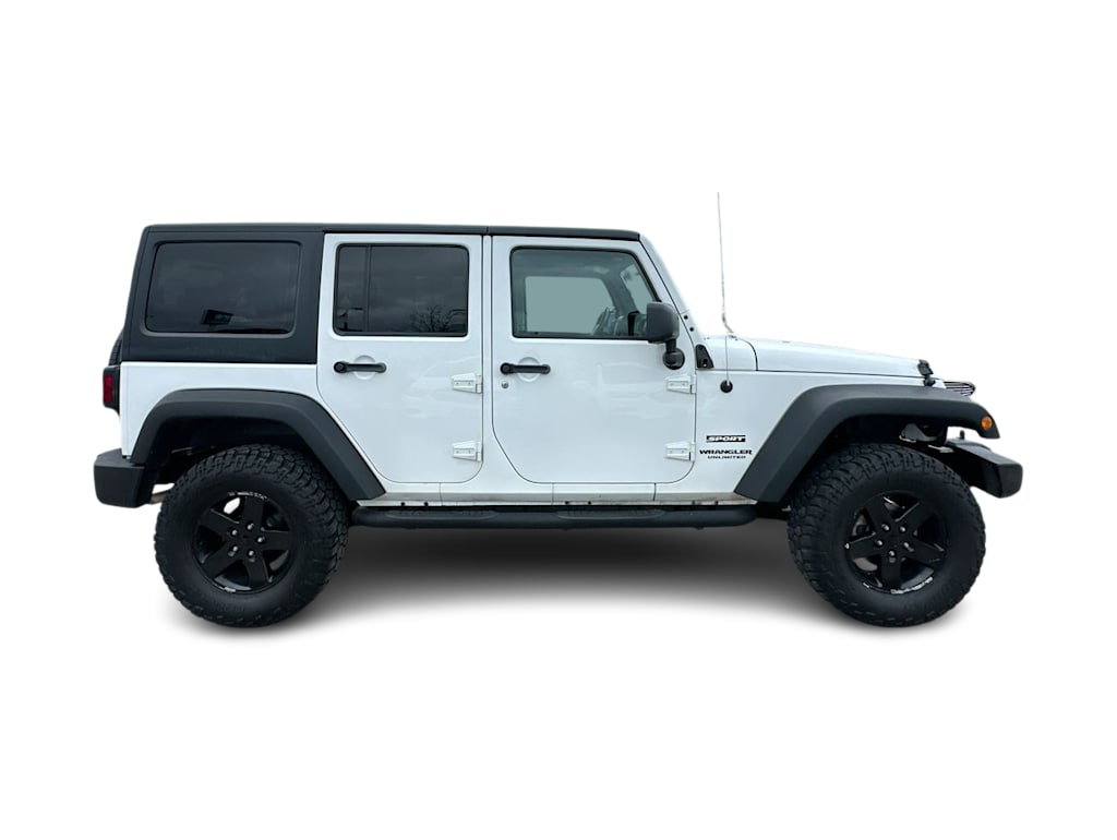 2016 Jeep Wrangler Unlimited Sport 23