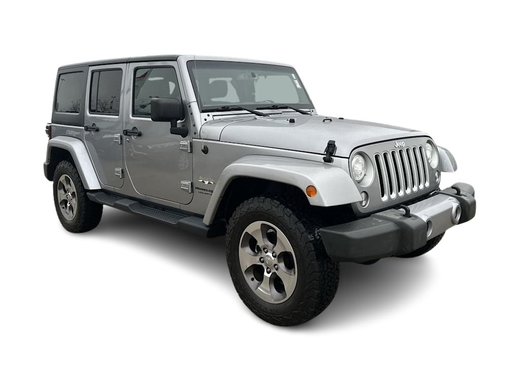 2018 Jeep Wrangler Unlimited Sahara 17