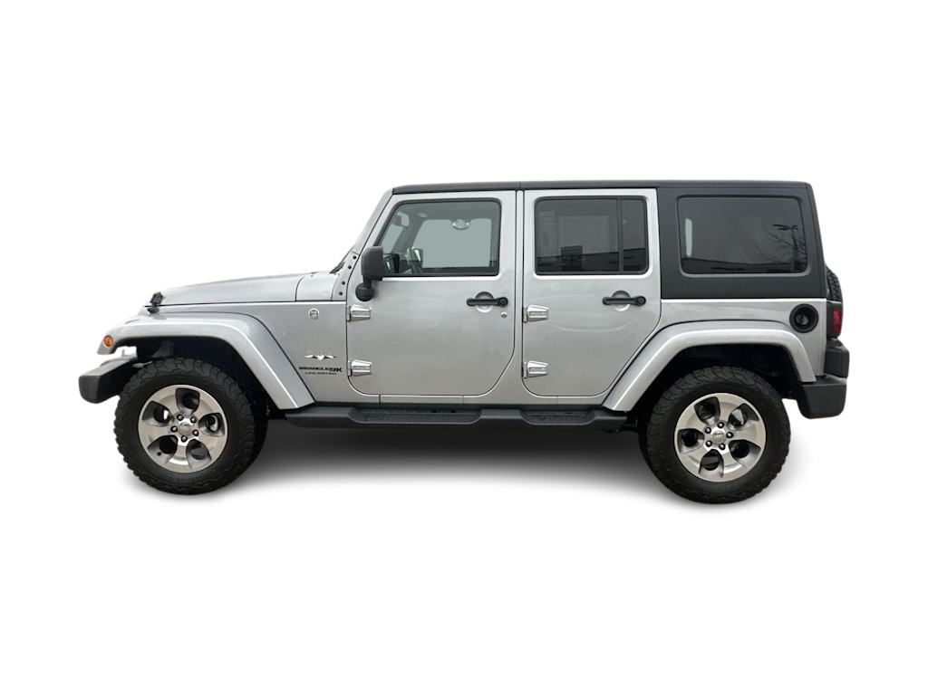 2018 Jeep Wrangler Unlimited Sahara 3