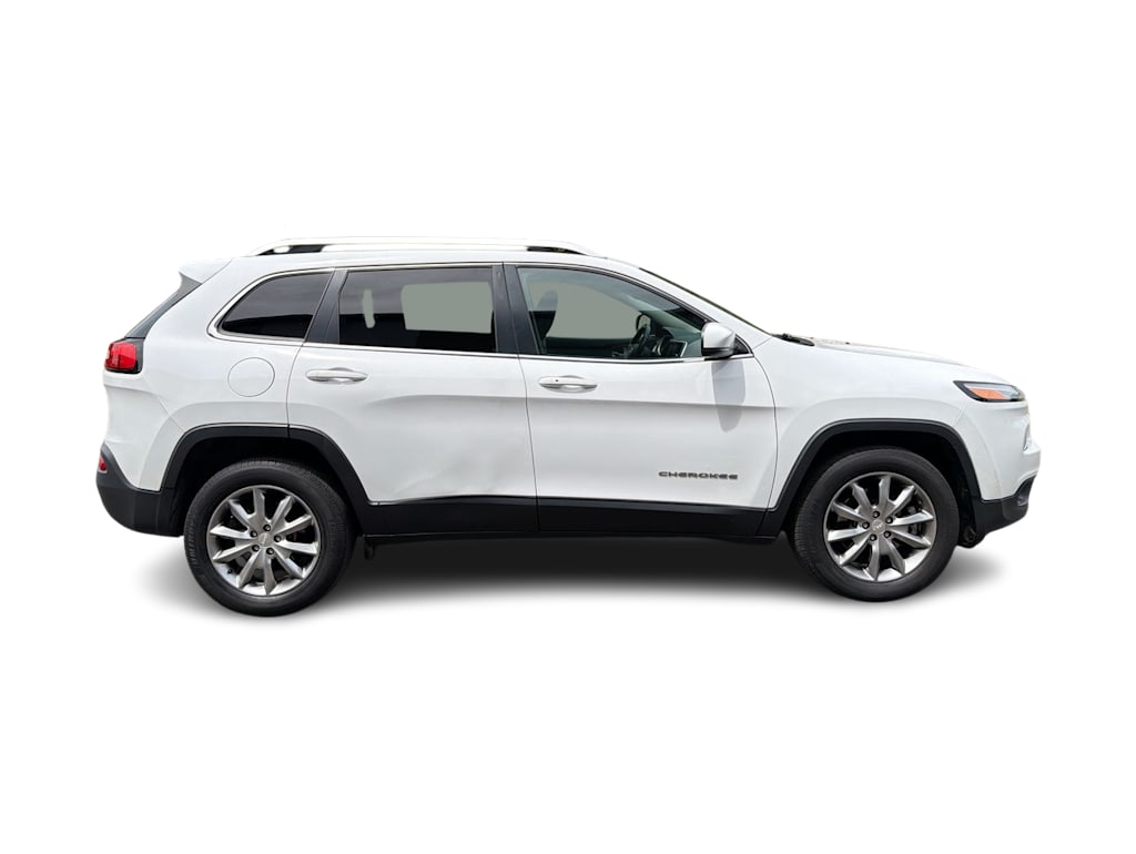 Thumbnail: 2018 Jeep Cherokee - 25