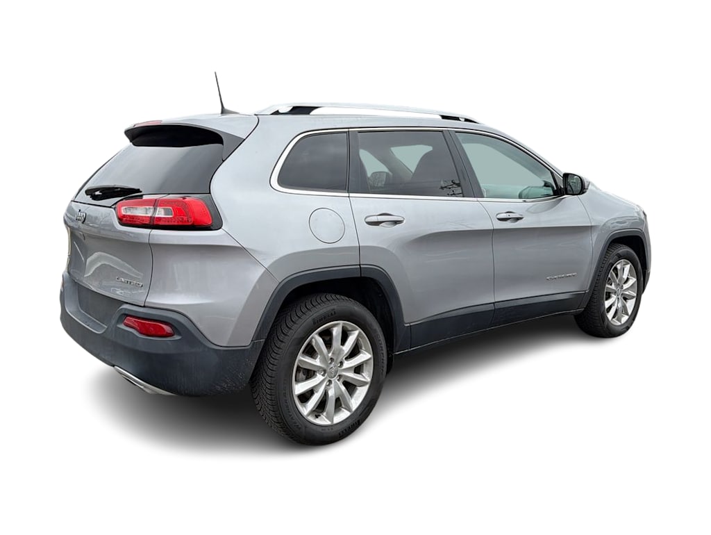Thumbnail: 2017 Jeep Cherokee - 24