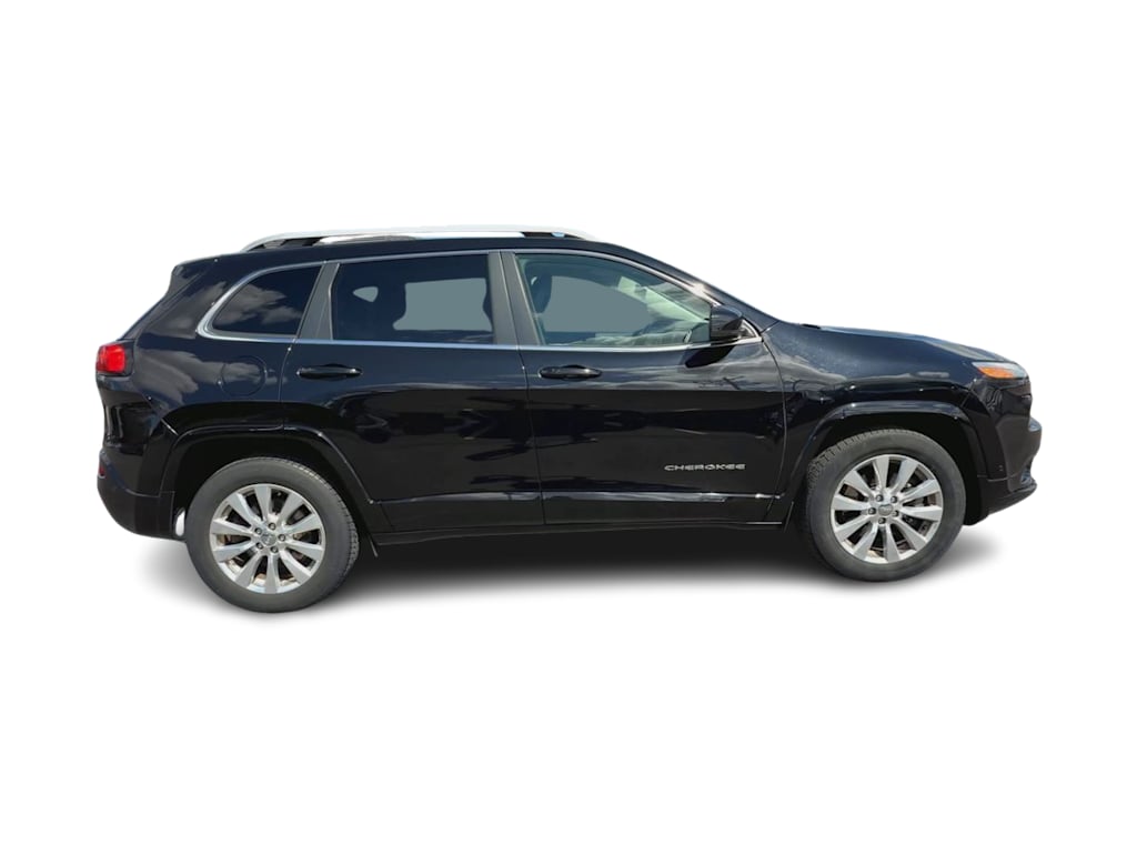 Thumbnail: 2017 Jeep Cherokee - 21