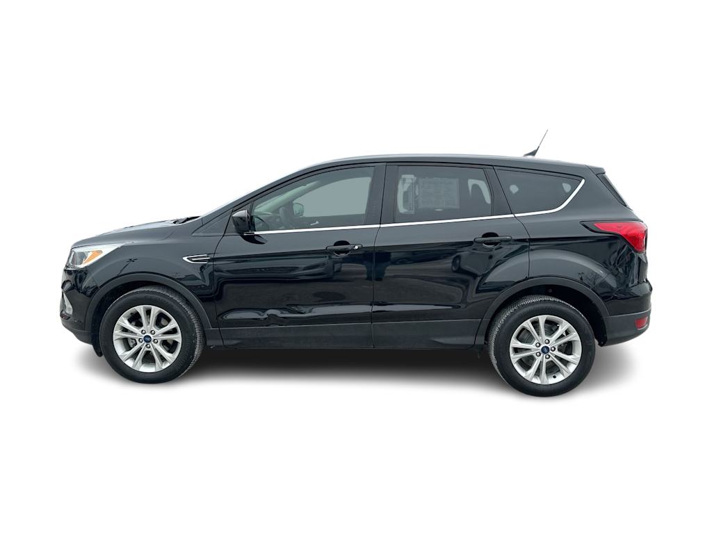 2019 Ford Escape SE 22