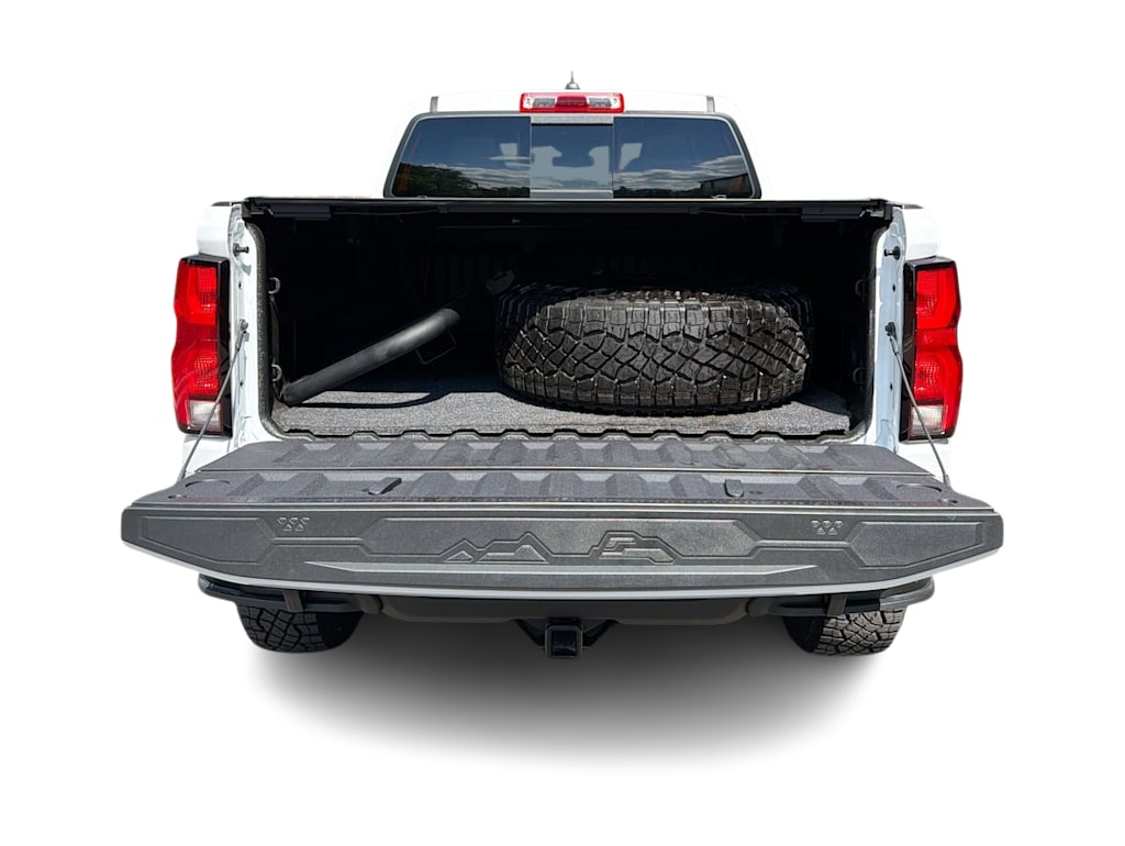 Thumbnail: 2025 Chevrolet Colorado - 16