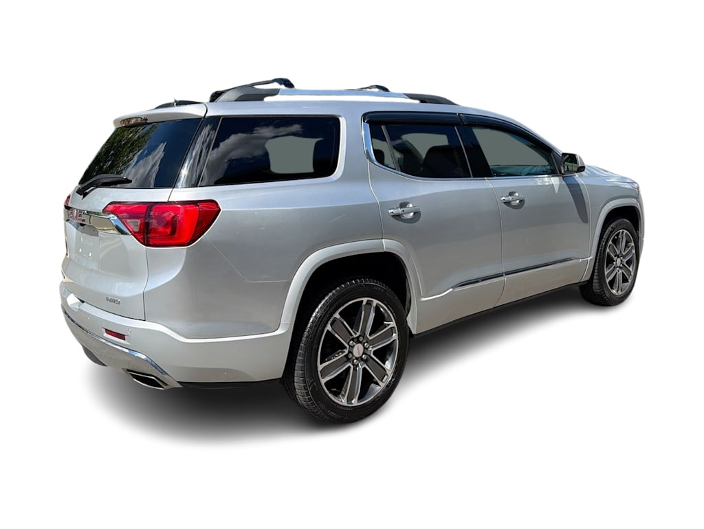Thumbnail: 2017 GMC Acadia - 24