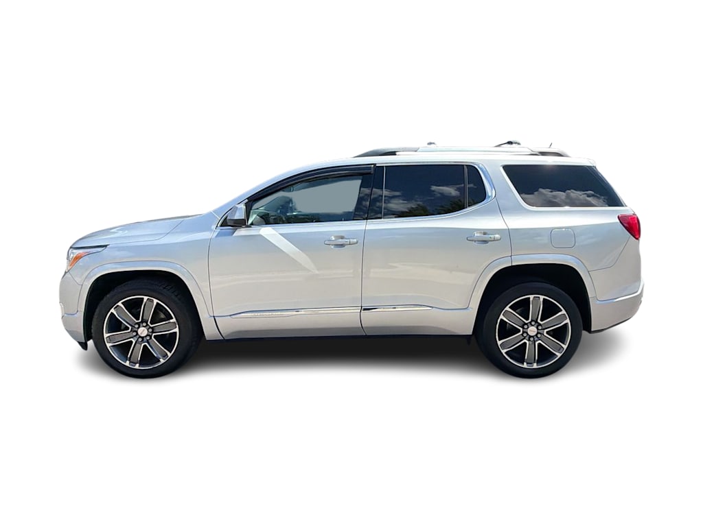 Thumbnail: 2017 GMC Acadia - 22