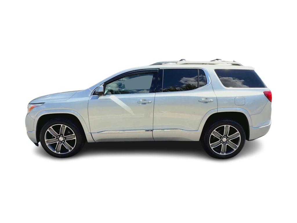 Thumbnail: 2017 GMC Acadia - 3