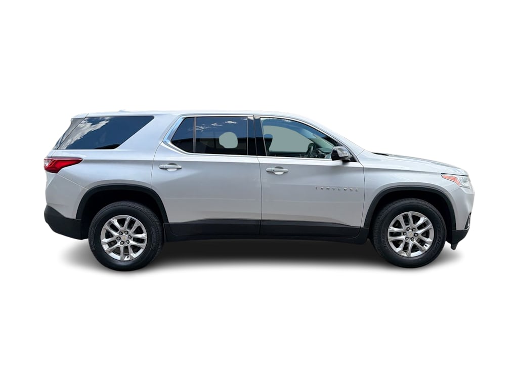 Thumbnail: 2020 Chevrolet Traverse - 24