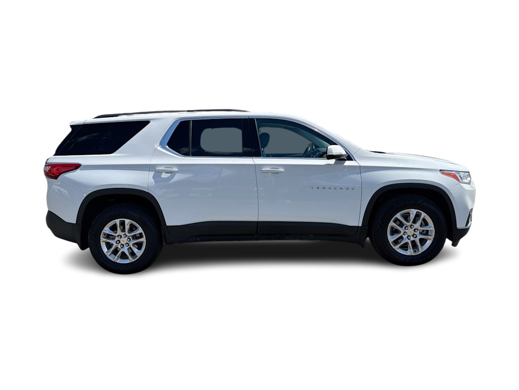 Thumbnail: 2020 Chevrolet Traverse - 24