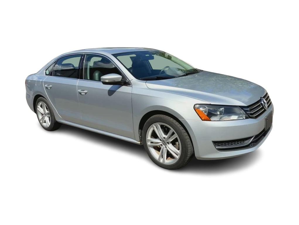 Thumbnail: 2014 Volkswagen Passat - 17