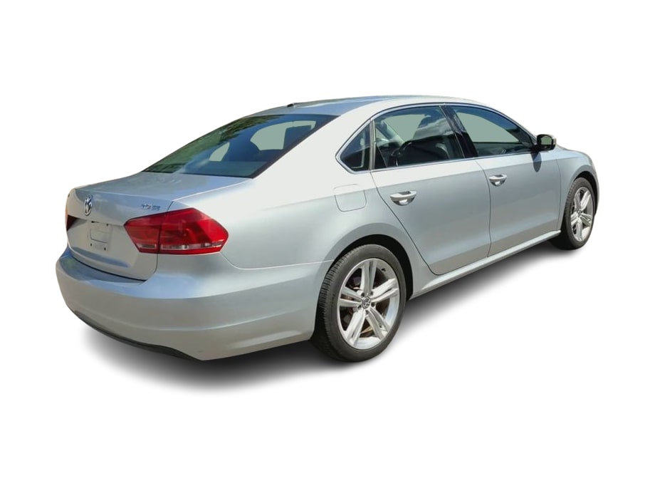 Thumbnail: 2014 Volkswagen Passat - 20