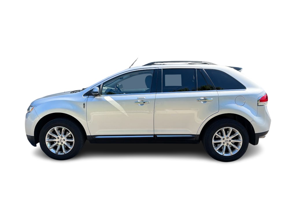 Thumbnail: 2013 Lincoln MKX - 21