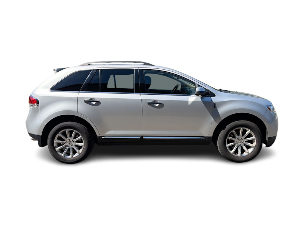 Thumbnail: 2013 Lincoln MKX - 25